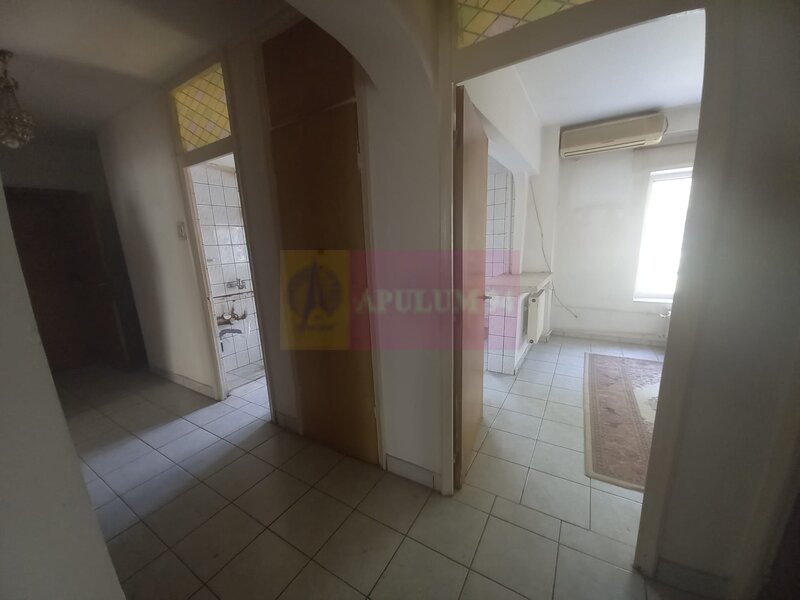 Apartament 3 camere in zona Unirii-Casa Poporului
